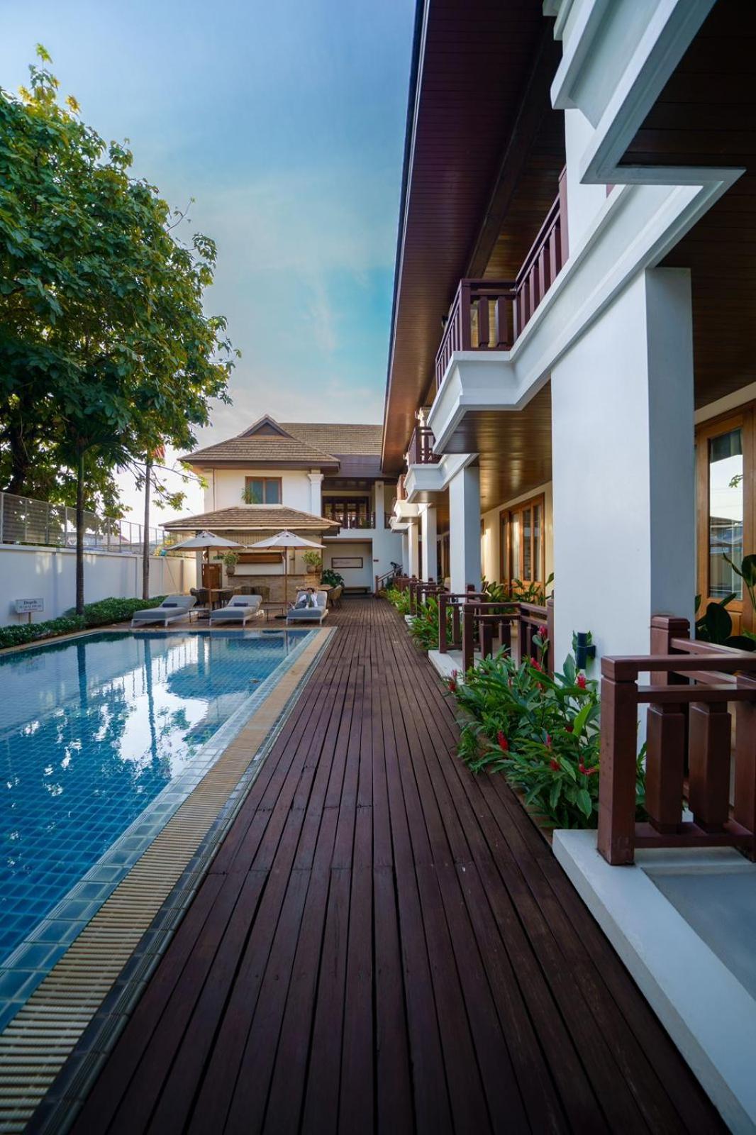 Athena Hotel Pakse Exterior foto
